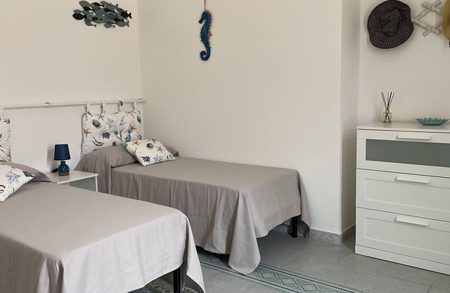 A stone's throw from the sea - lovely three-room apartment in Locri
