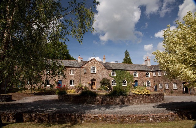 A unique 300 year old Grade 2 listed property sleeping a MAXIMUM 30 guests.