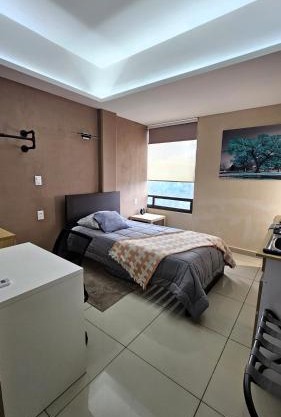 A01 EXECUTIVE SUITE at IZCALLI - TEPOTZOTLAN Single Tourist & Executive Choice Students Companies Executives WELCOME! 5min Izcalli-15min Esmeralda-20min Sátelite-25min AIFA