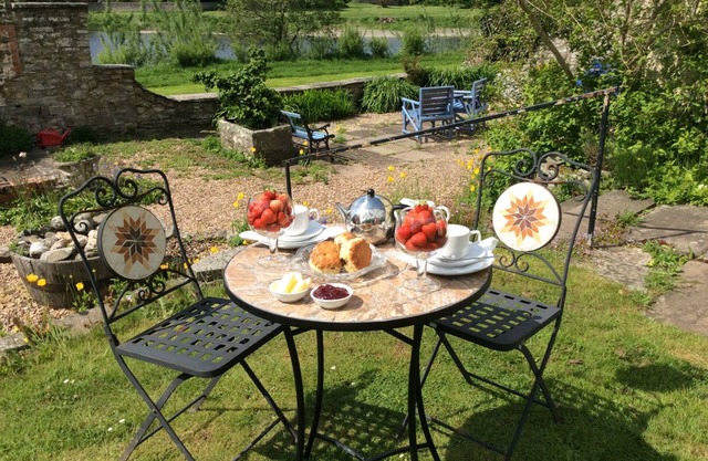 Aberllynfi Riverside Guesthouse