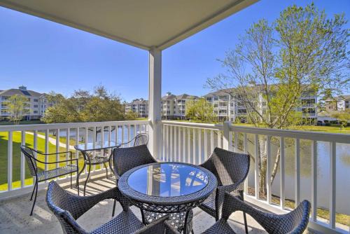 Access to 7 Pools Myrtlewood Golf Condo!