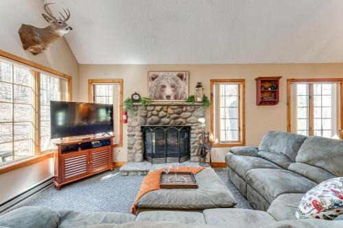 Access to Jack Frost Ski Resort Home with Hot Tub