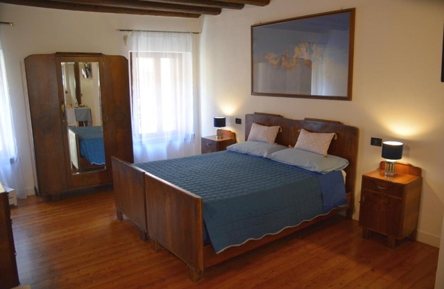 Accogliente locale con terrazzo in centro storico