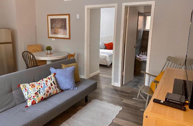 Acogedor departamento totalmente remodelado, tranquilo y centrico