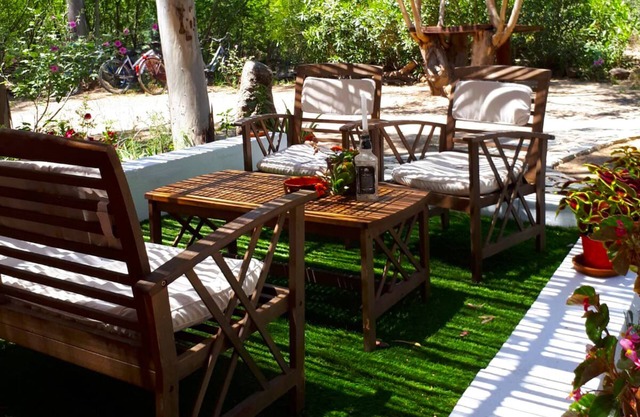 Across the river and through the trees. Relaxation and privacy within walking distance of the sea