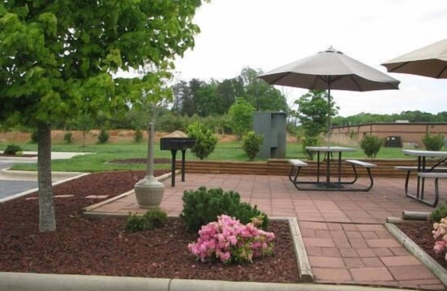 Affordable Suites Hickory/Conover