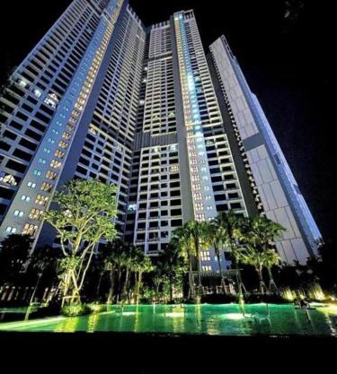 Agile Royal family suite TRX by KL