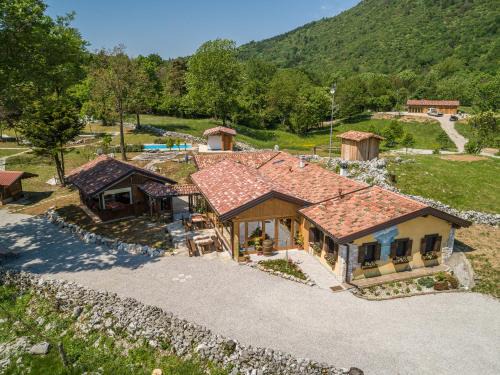 Agriturismo Fattoria Carolina - Friuli Venezia Giulia - Val d'Arzino