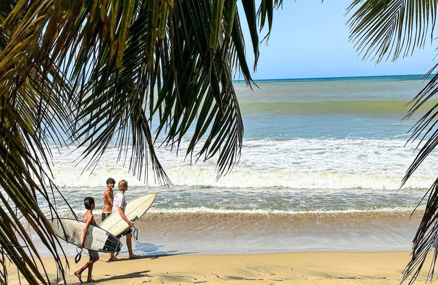 Aguada Oceanfront Condo | Sunsets & Surfing |