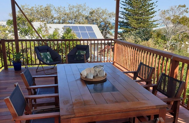 Ahoy Cottage | 3 Bedroom | 1 bathroom & outdoor shower | Fab views 7 great location!