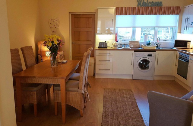 Ahoy3 apartment Carrickfergus (Front-line Sea-views!)