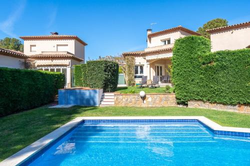 Al Alba - Piscina Compartida