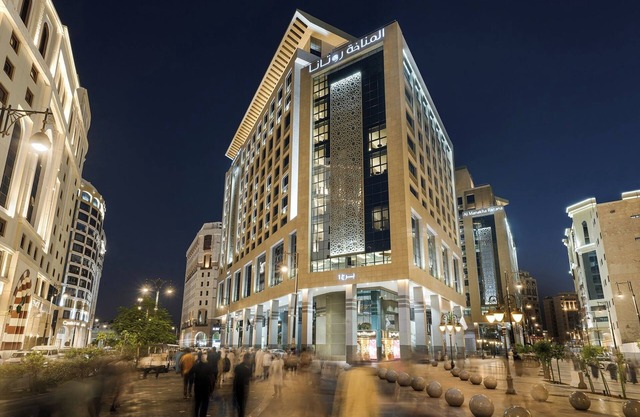 Al Manakha Rotana Madinah