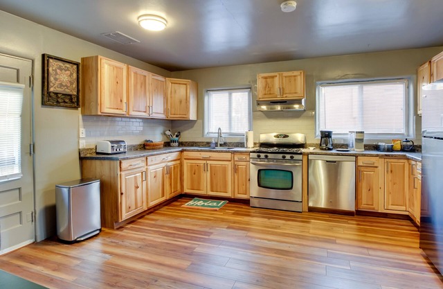 Albuquerque Home with Private Rooftop Deck!