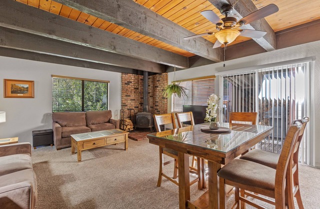 Alderman 2b - Two-bedroom pet-friendly bungalow.