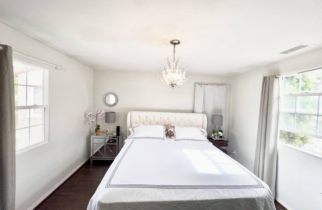 Alevera Suites – Stylish 3BR Home with Presidential Suites & Cozy Fire Pit Patio