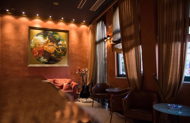 Alfa Hotel