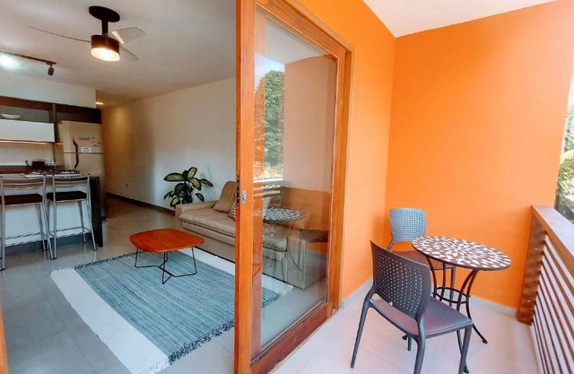 Algodão - Novo Flat com Piscina, 50mts da praia, churrasqueira privativa, ar con, wi-fi, netflix, garagem