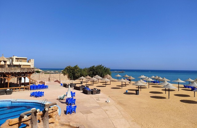 Alhayat Ain El Sokhna