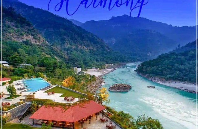 Aloha Ganga view 2BHK Apartment by Almost Heaven