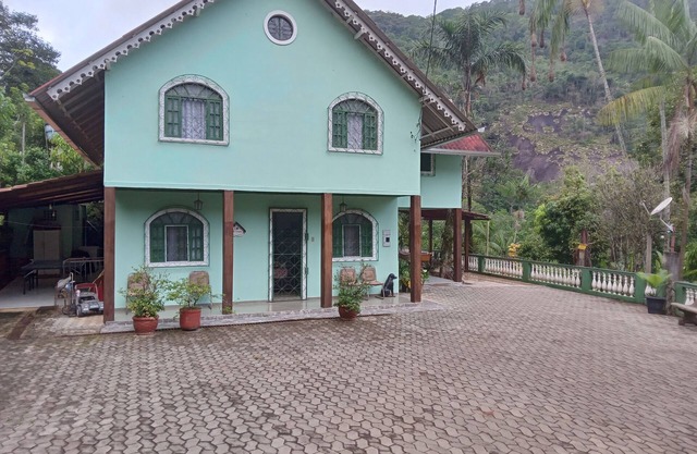 Alugo Sitio Para Temporadas a Apenas 1500m do Centro da Cidade 27 99998 6813