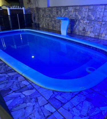 Aluguel casa com piscina no centro em Torres/RS