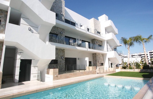 Amazing apartment in Arenales del Sol