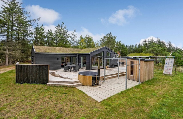 Amazing home in Blokhus with sauna