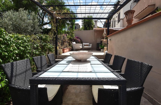 Amazing home in Caccamo with private swimming pool, can be inside or outside