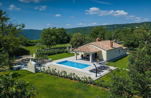 Amazing home in Labin - Rabac