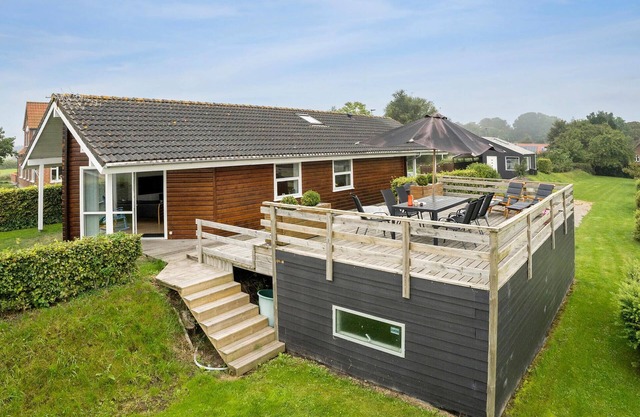 Amazing home in Samsø with Wi-Fi