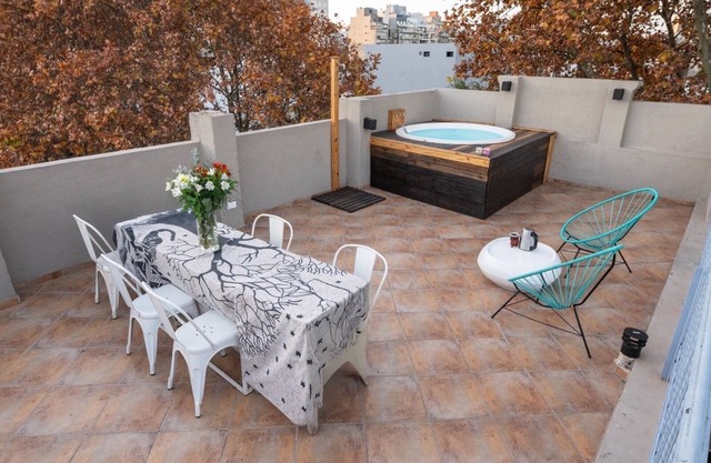 Amazing House 5 bed 5 Bath Terrace/bbq Jacuzzi Breakfast In Palermo