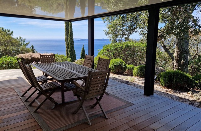 Amazing property close to St Tropez with breathtaking sea view