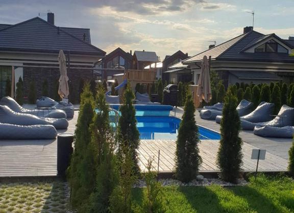 AMBER sea studio su terasa ir baseinu Kunigiškiuose