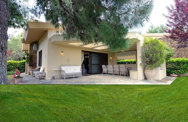 Amelia Villa, Sani Luxury Villas collection