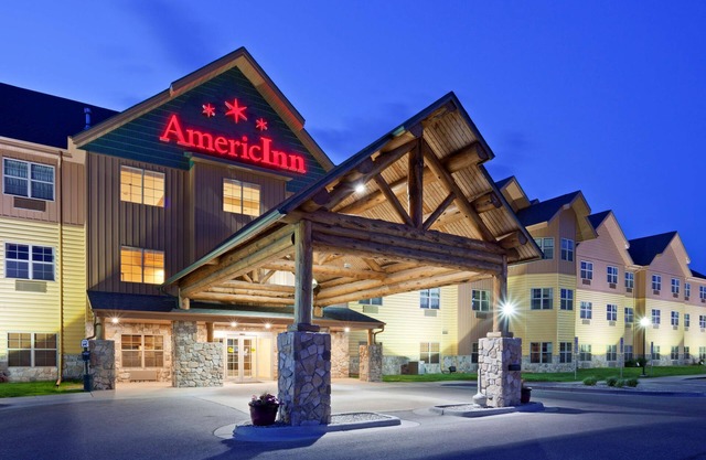 AmericInn by Wyndham Fargo Medical Center