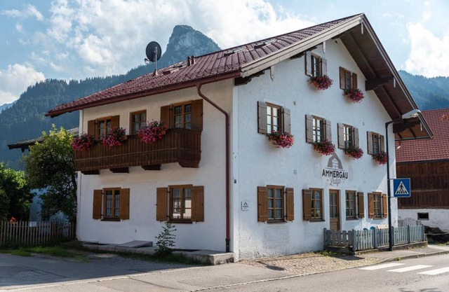 Ammergau Lodge