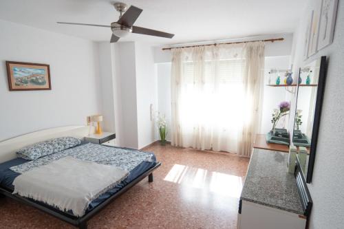 An apartment in Xeraco with 3 bedrooms, located near beach and Gandia
