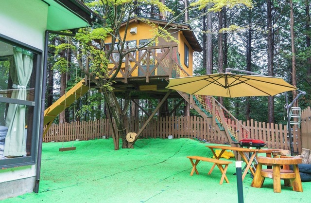 An authentic tree house a private dog run BBQ a/Tagatagun Shizuoka