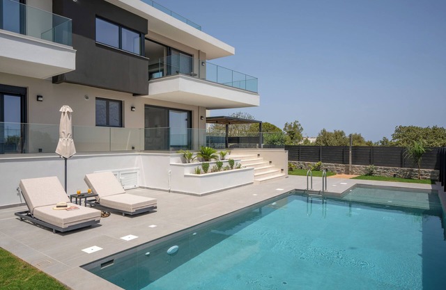 Anama Villa I, with Pool & Views to Rethymno