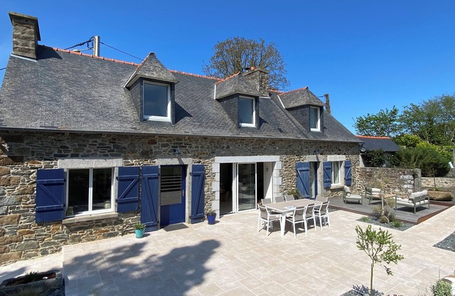 Ancienne Longère Bretonne Avec Grand Jardin Proche de la mer !