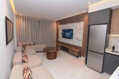 Andalusian Dream I 2 Bedrooms apartment near by the Beach and TGV station