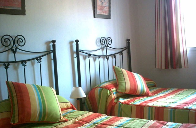 ANDALUSIAN VILLA with pool & bbq to rent - 4-6 pax