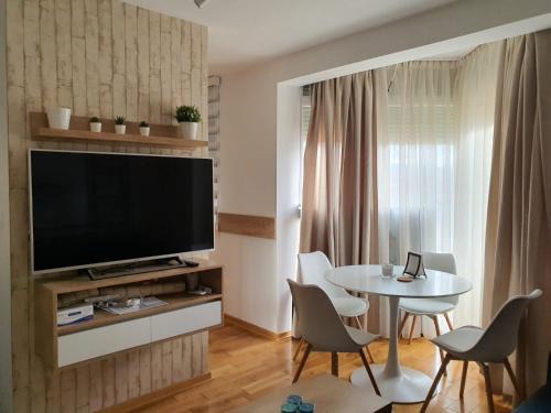 Andjelka A26 Silver lake, Srebrno jezero, Veliko Gradiste