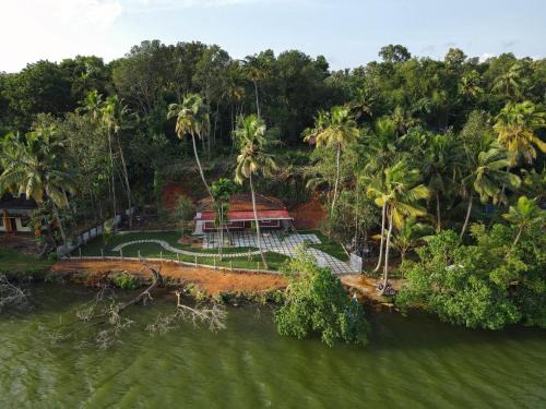Anoop's Lake View Cottage -2BHK