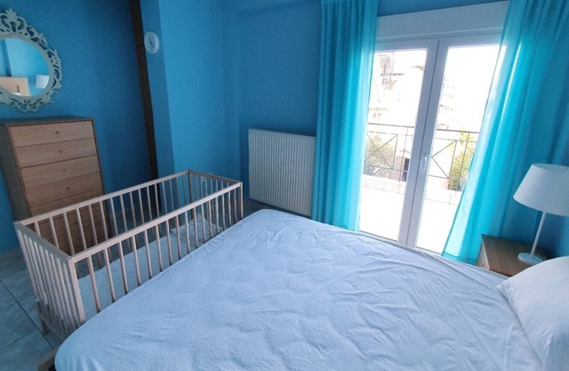 Anris Dom - A house in a quiet part of the center of Kallithea