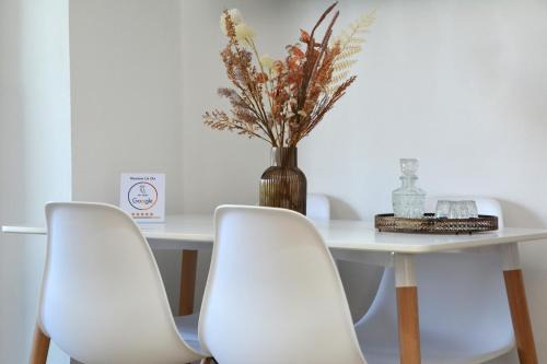 Anthemis Apartment