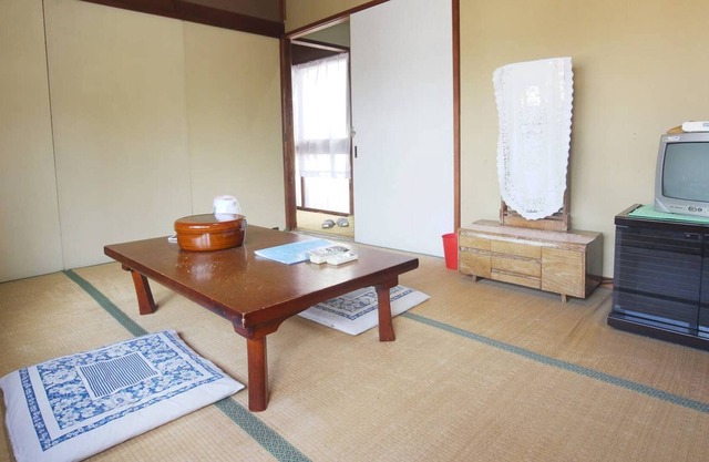 Antique room with Onsen in Atami