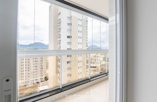 Apart With 2 Bedrooms 400 m From the Beach Ina1306