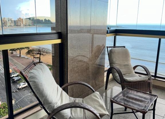 Apartamento Beira-Mar na Praia do Morro ideal para Famílias e Grupos 10 pessoas